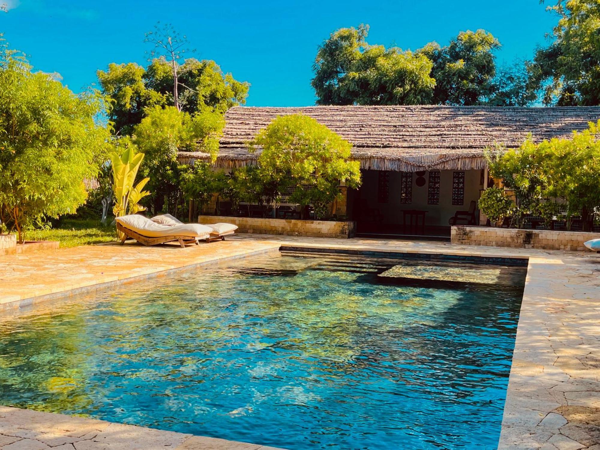 Vovo Telo Lodge Toliara Exterior photo