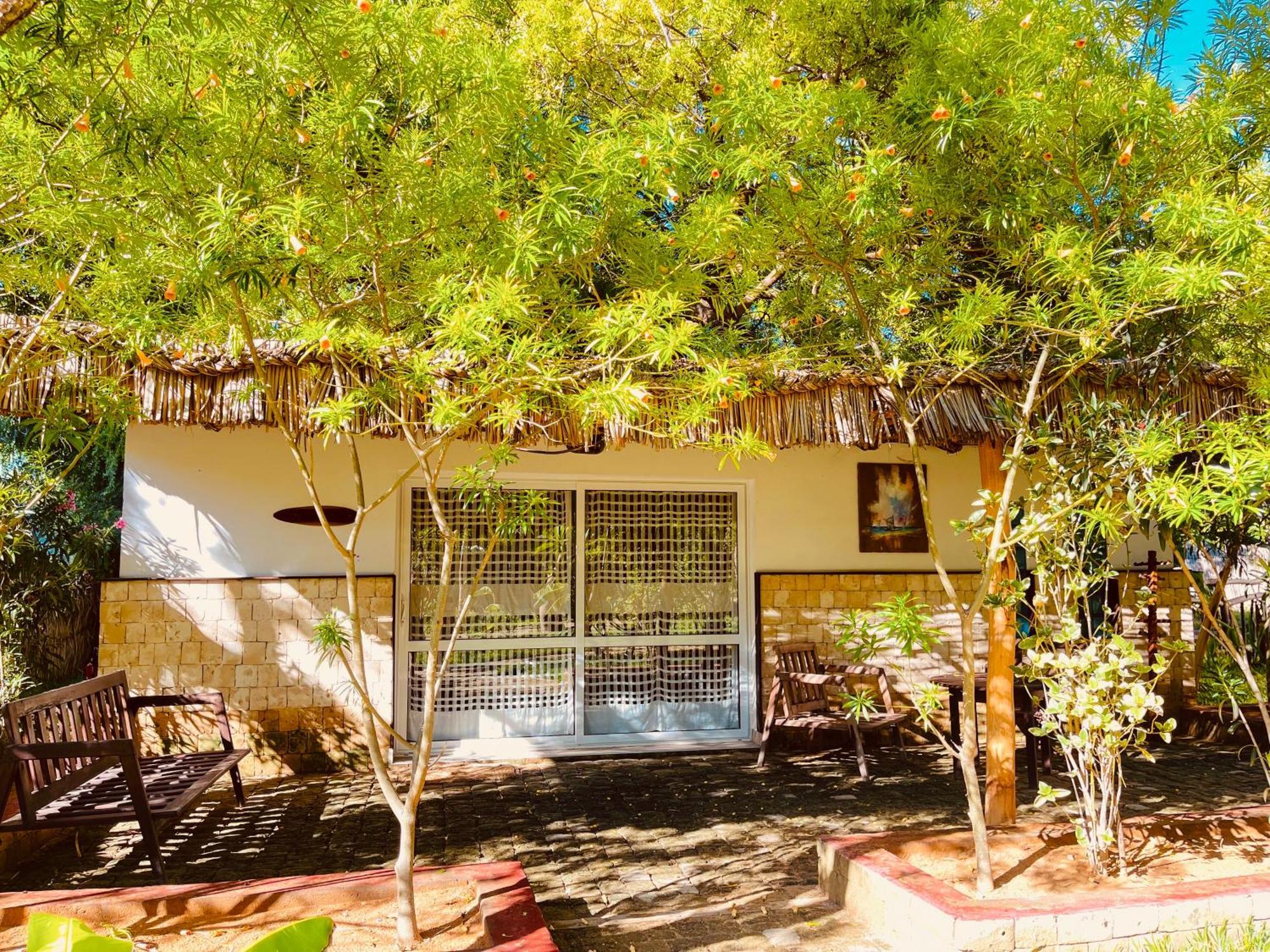 Vovo Telo Lodge Toliara Exterior photo