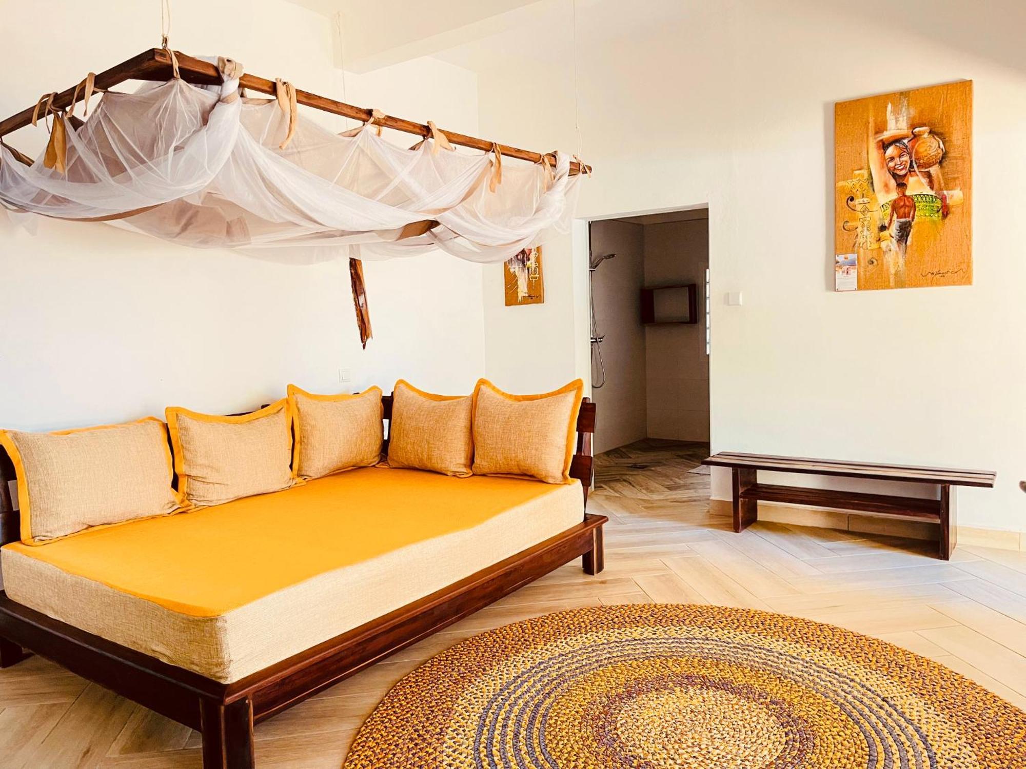Vovo Telo Lodge Toliara Exterior photo
